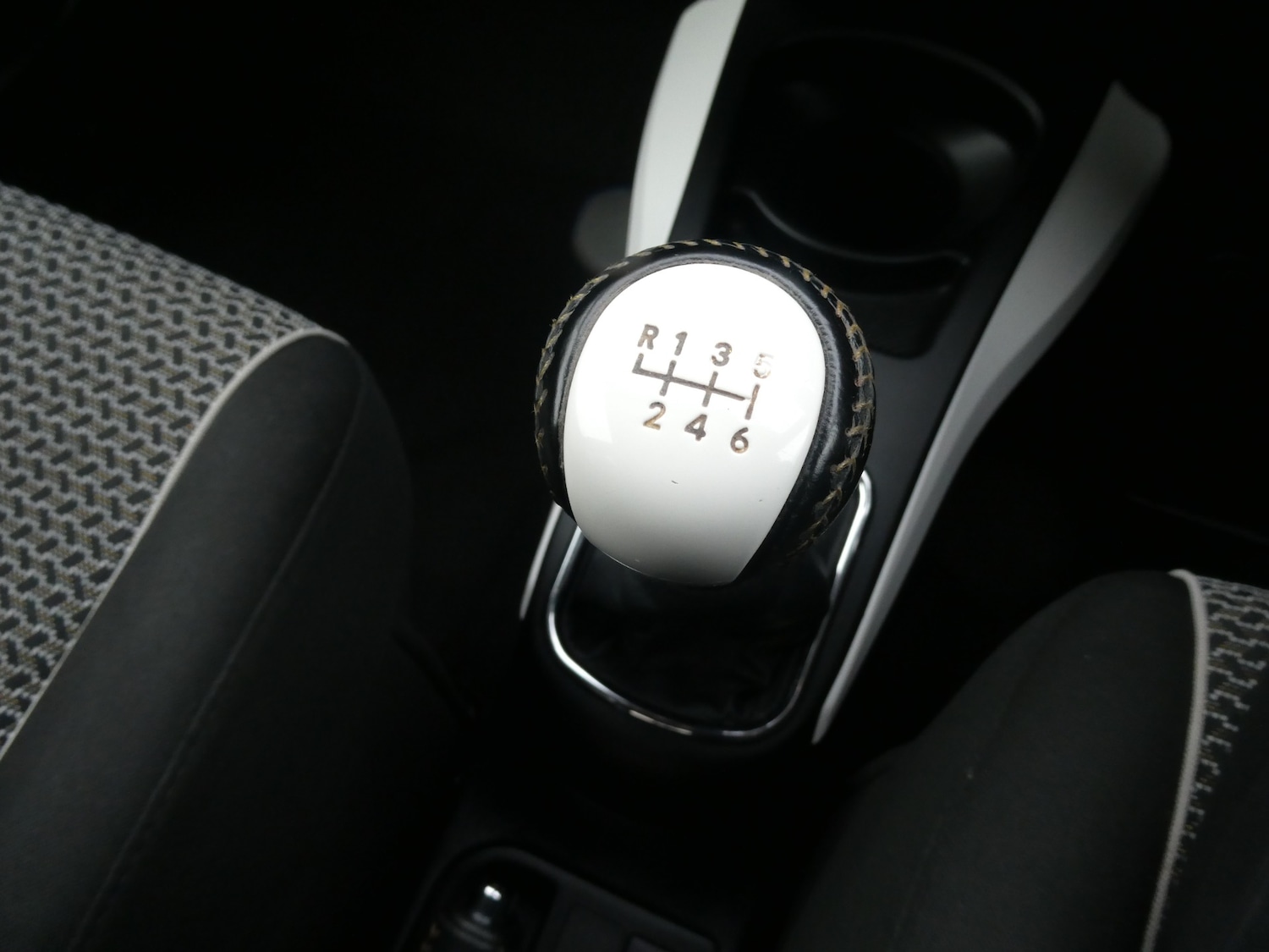 Used Toyota Yaris 2013 for sale - 77336681: Photo 7