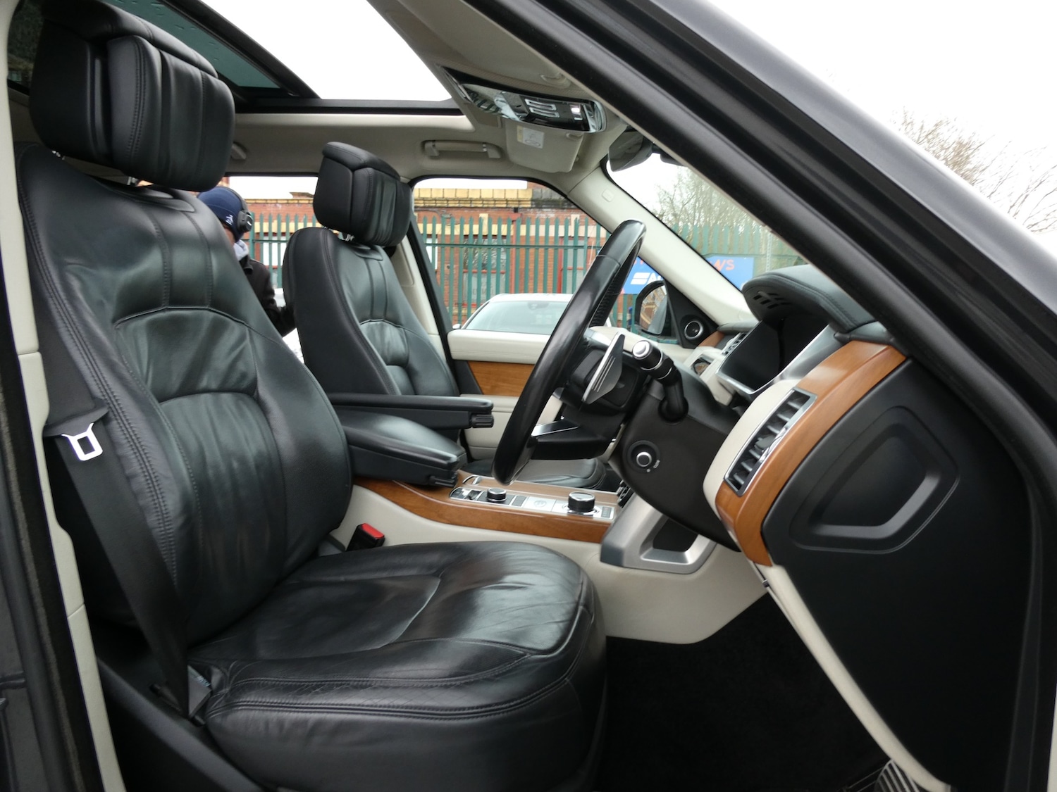 Used Land Rover Range Rover 2018 for sale - 77701609: Photo 5