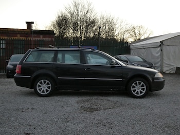 Used Volkswagen Passat 2005 for sale - 77005454: Photo
