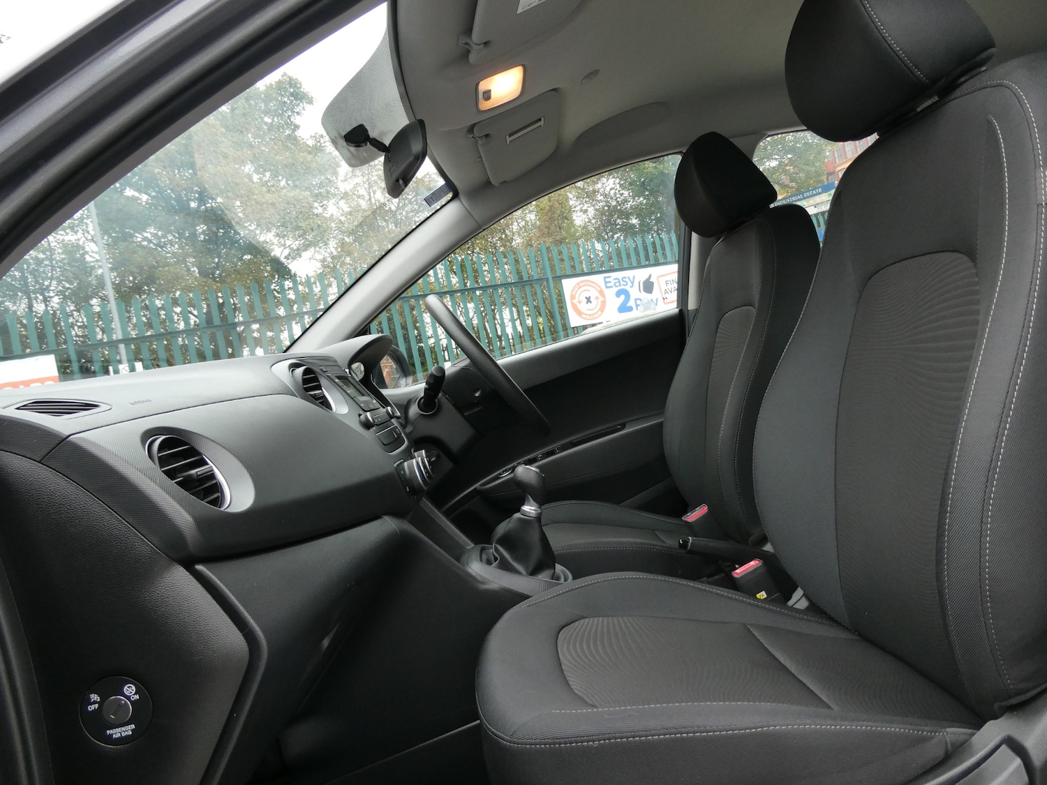 Used Hyundai i10 2017 for sale - 76288685: Photo 16