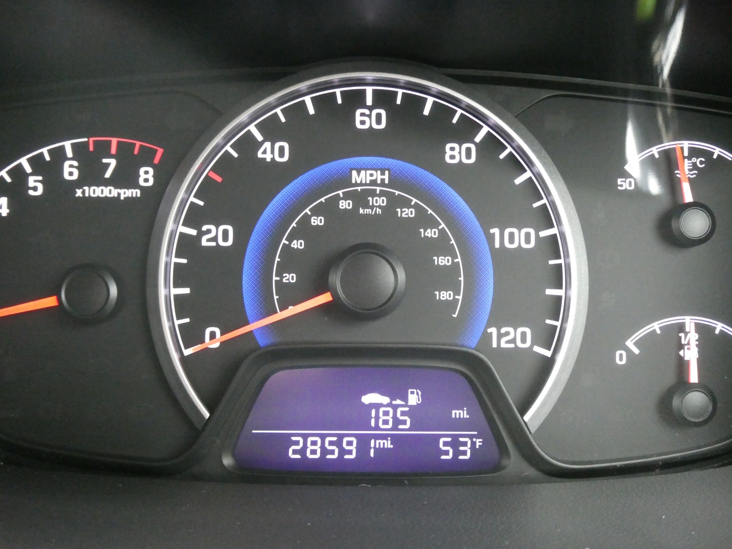 Used Hyundai i10 2017 for sale - 76288685: Photo 8