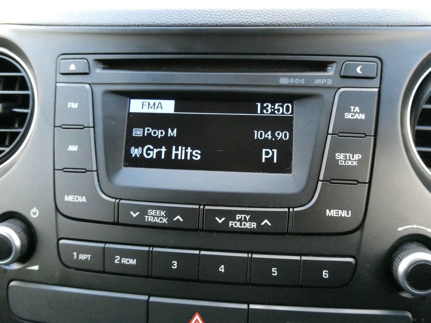 Used Hyundai i10 2015 for sale - 76344138: Photo 10