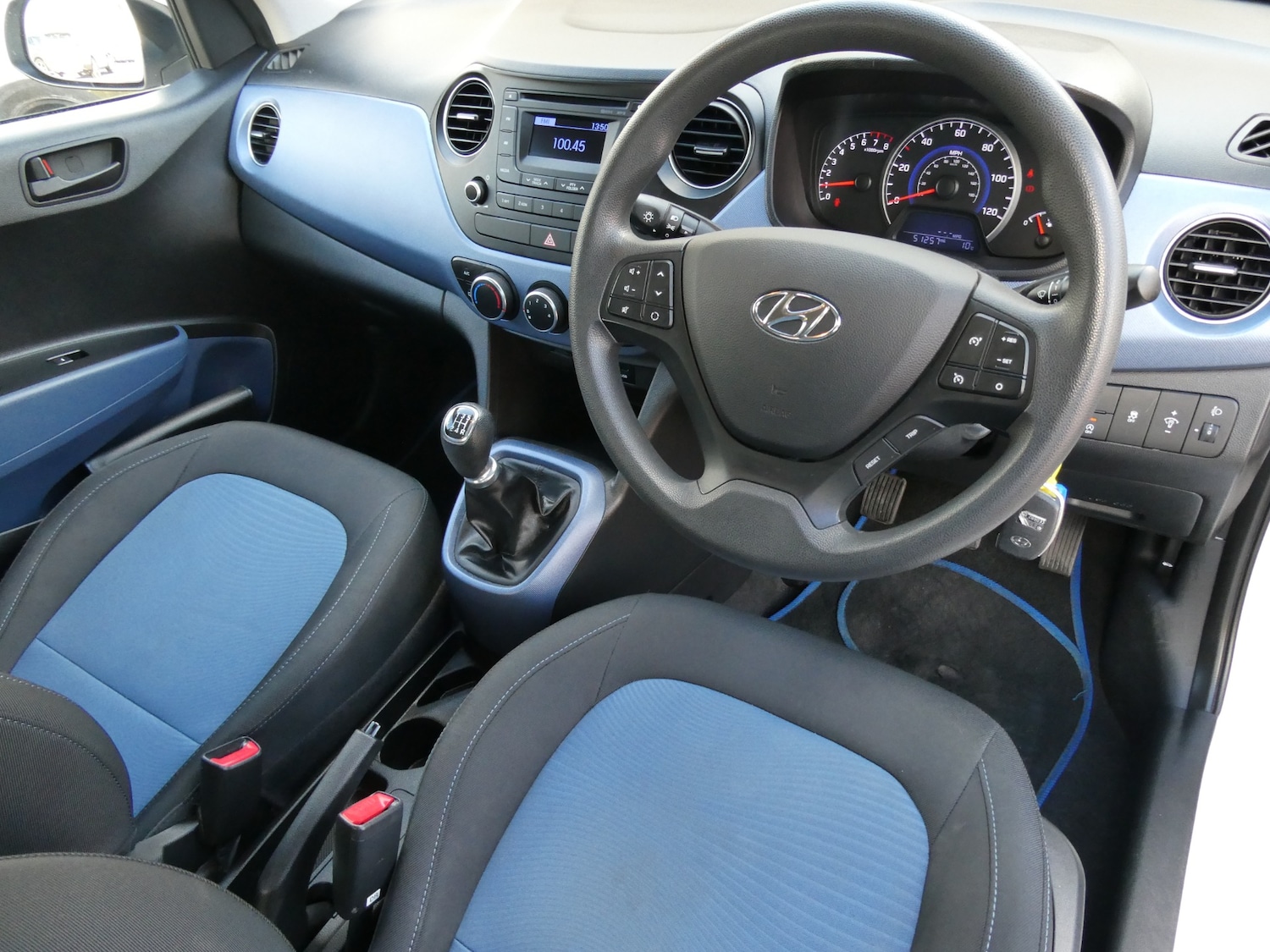 Used Hyundai i10 2015 for sale - 76344138: Photo 3