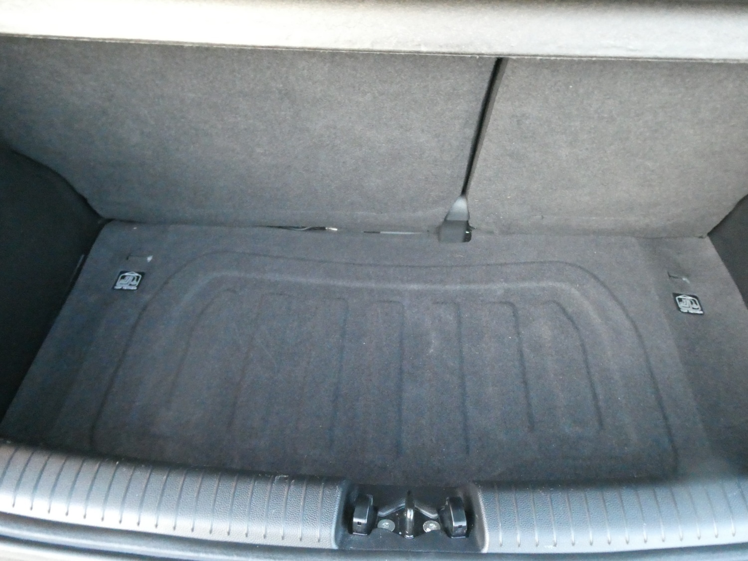 Used Hyundai i10 2018 for sale - 77013119: Photo 19