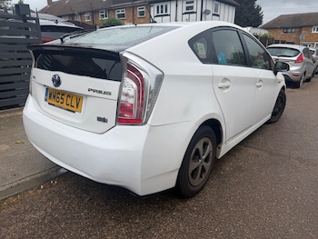 Used Toyota Prius 2015 for sale - 78541316: Photo
