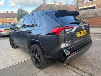 Used Toyota RAV4 2019 for sale - 77558774: Photo