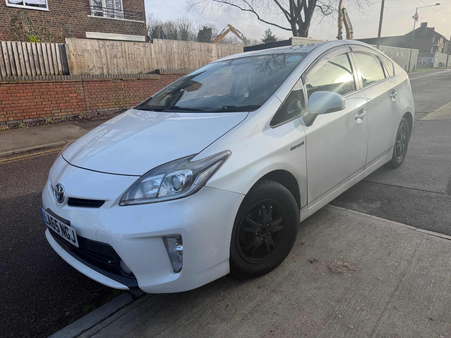 Used Toyota Prius 2019 for sale - 77379539: Photo 2