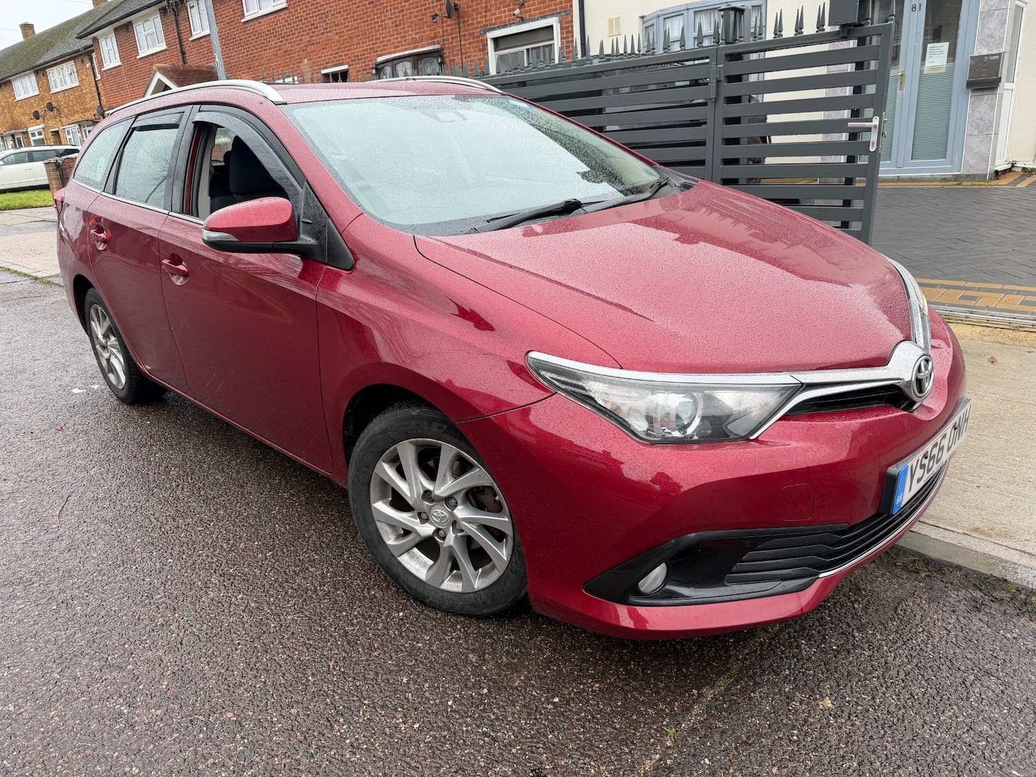 Used Toyota Auris 2016 for sale - 77208770: Photo 3