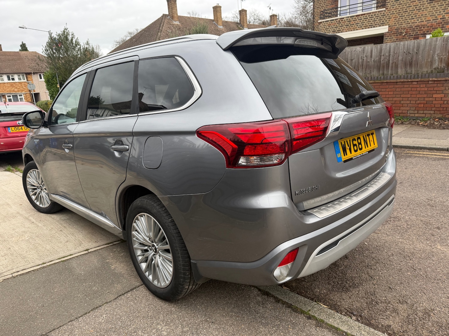 Used Mitsubishi Outlander 2018 for sale - 76924697: Photo 3