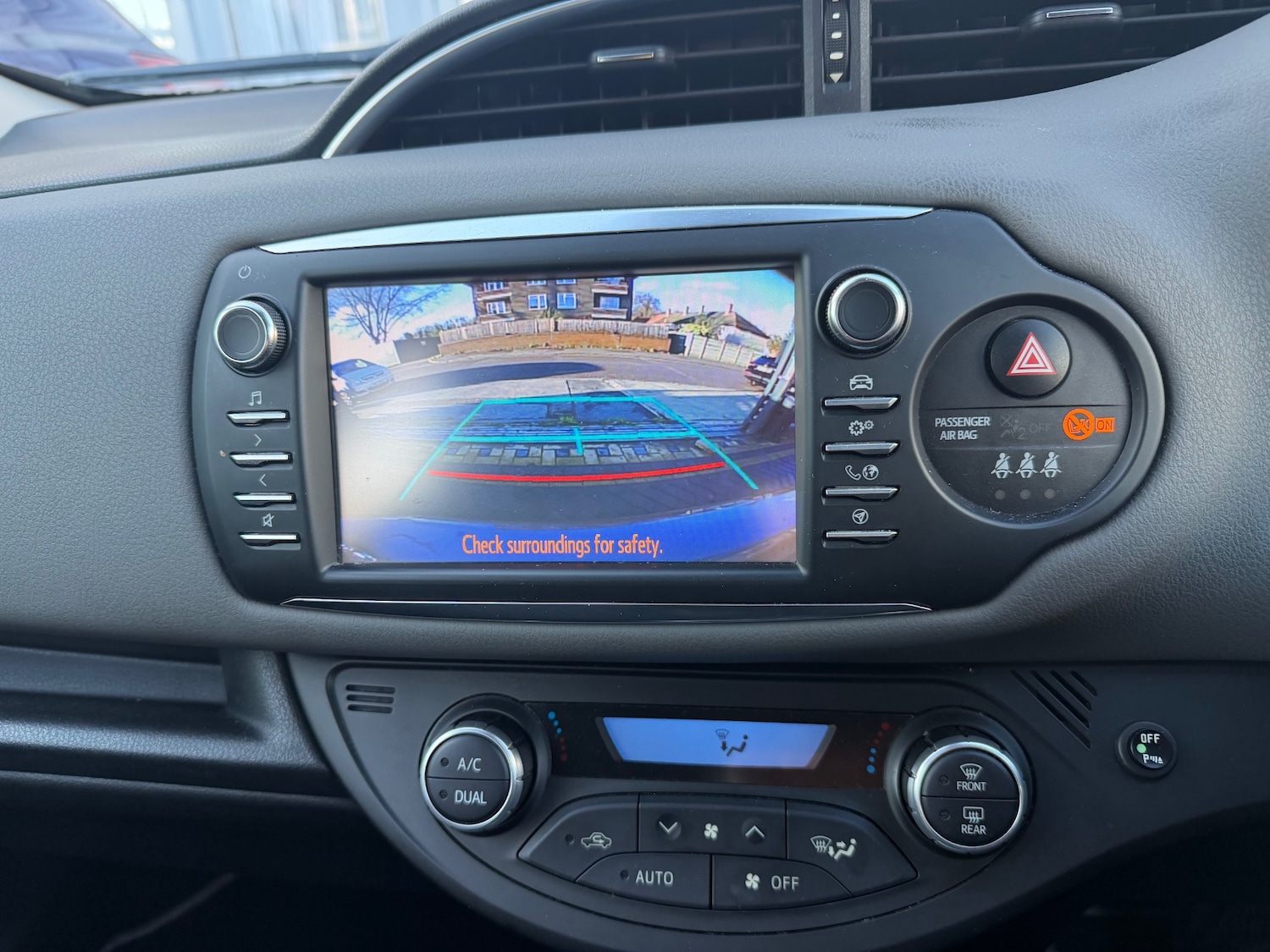 Used Toyota Yaris 2018 for sale - 76798777: Photo 7