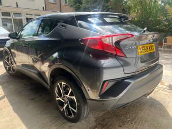Used Toyota C-HR 2018 for sale - 75284336: Photo