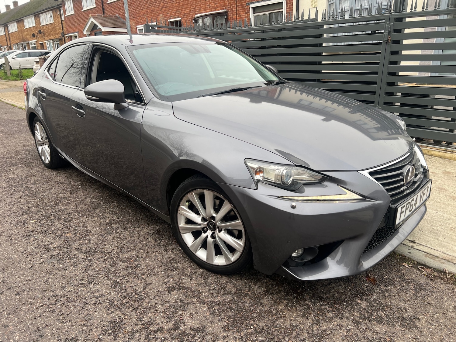Used Lexus IS 2015 for sale - 76627402: Photo 4