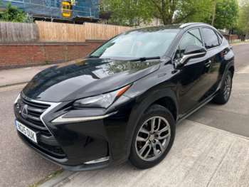 2015 (15) - 300h 2.5 Luxury 5dr CVT