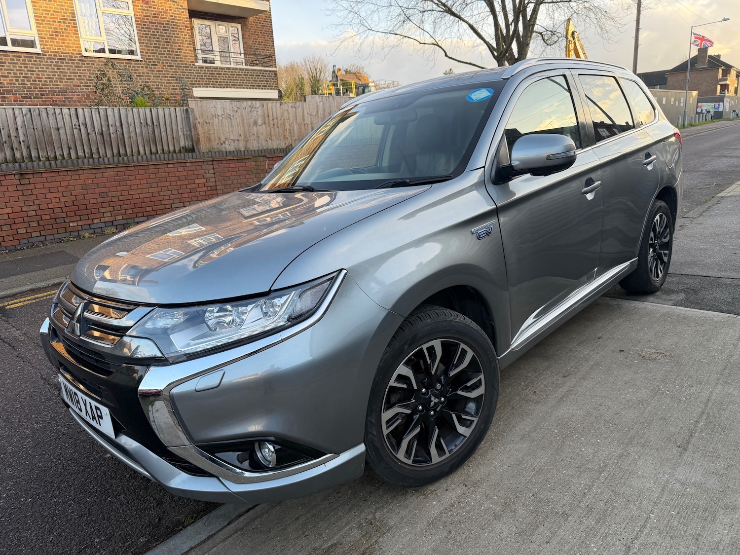 Used Mitsubishi Outlander 2018 for sale - 77354599: Photo 2