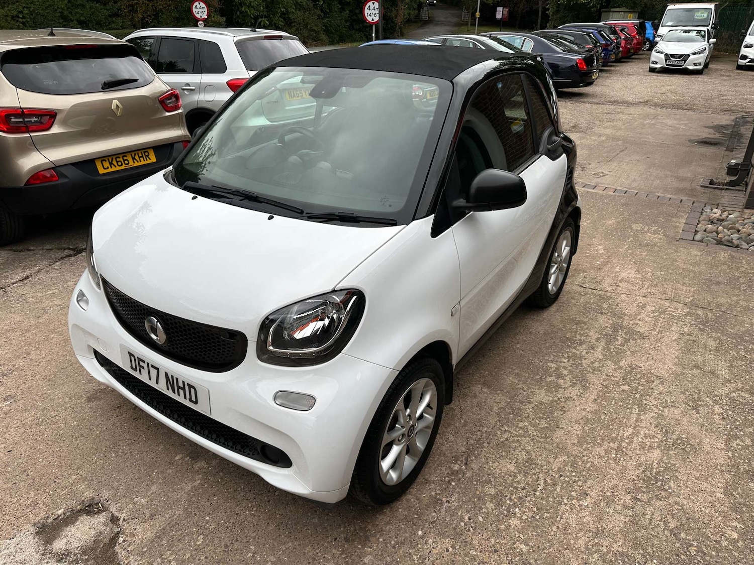 Vehicle 21