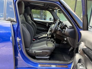 Used MINI Hatch 2018 for sale - 79628529: Photo