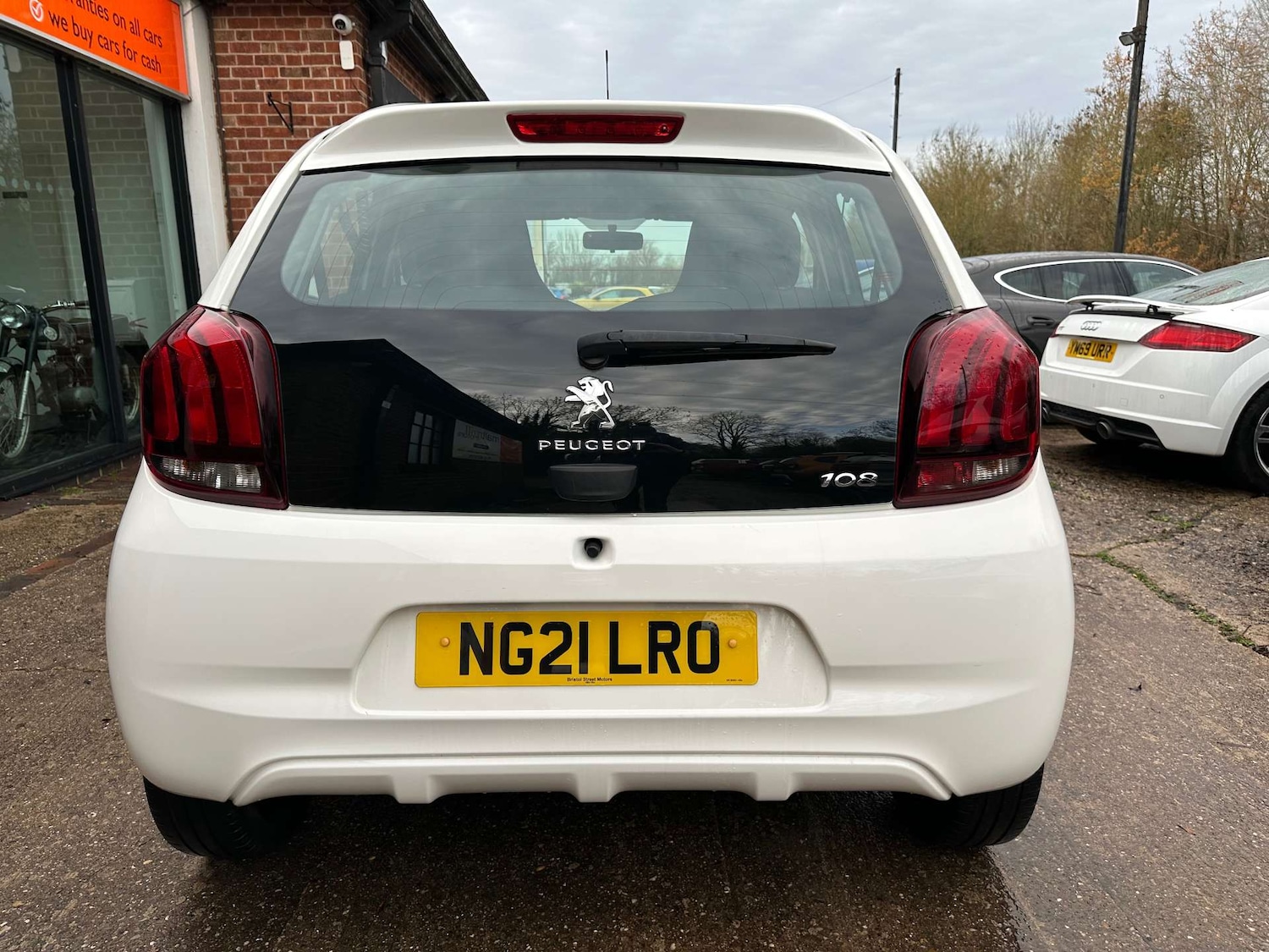 Used Peugeot 108 2021 for sale - 76834632: Photo 11