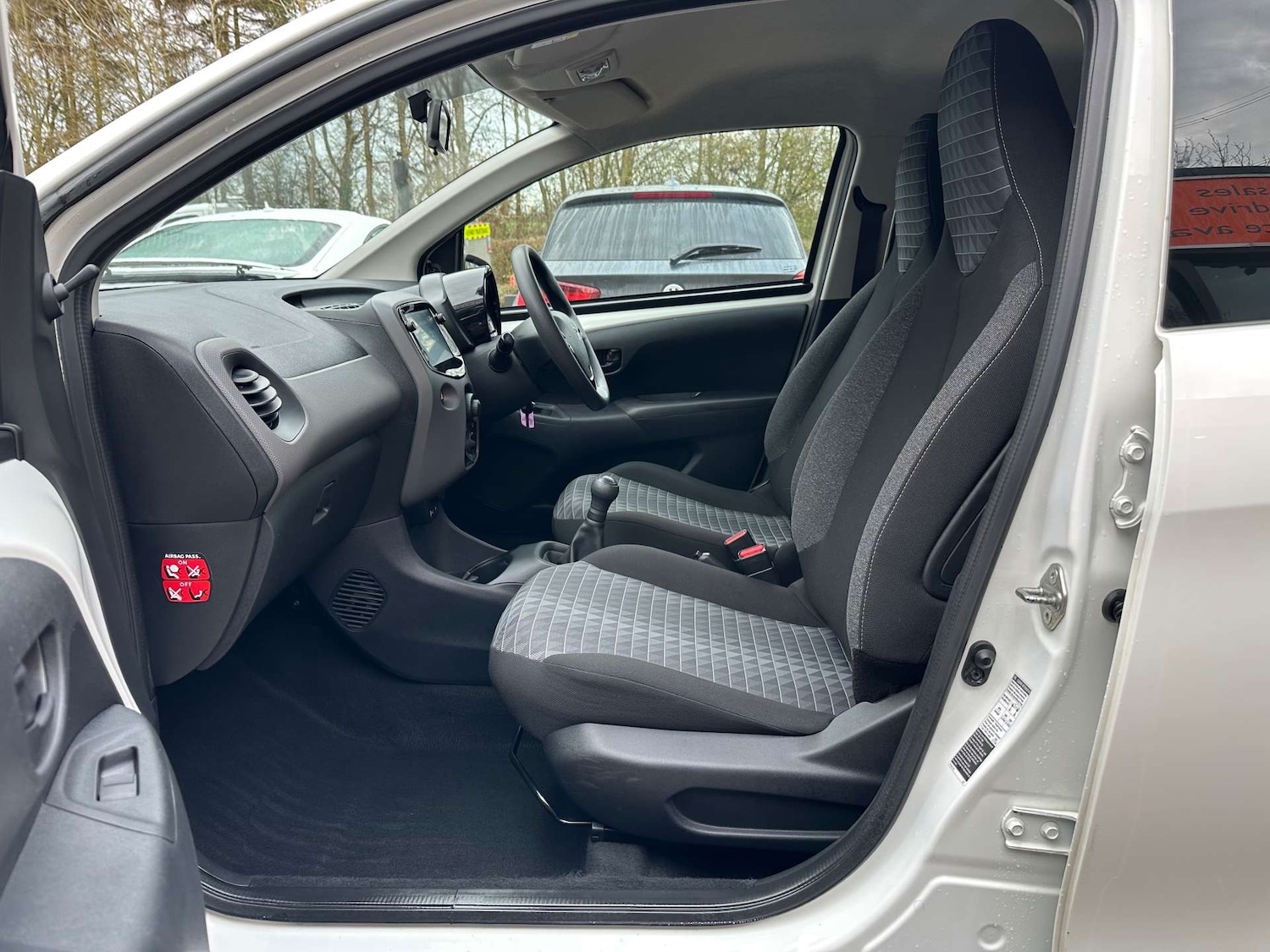 Used Peugeot 108 2021 for sale - 76834632: Photo 16