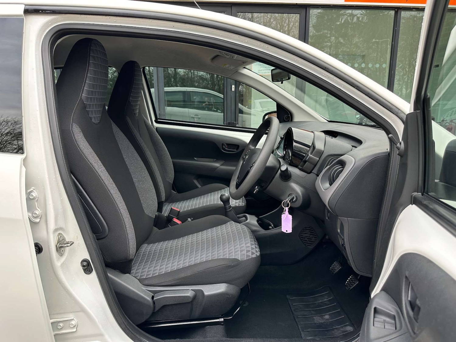 Used Peugeot 108 2021 for sale - 76834632: Photo 19