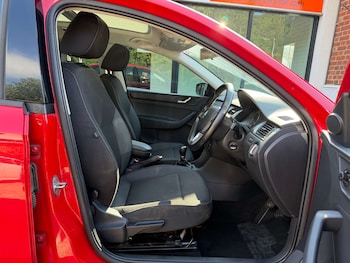 Used Skoda Rapid Spaceback 2014 for sale - 79155704: Photo