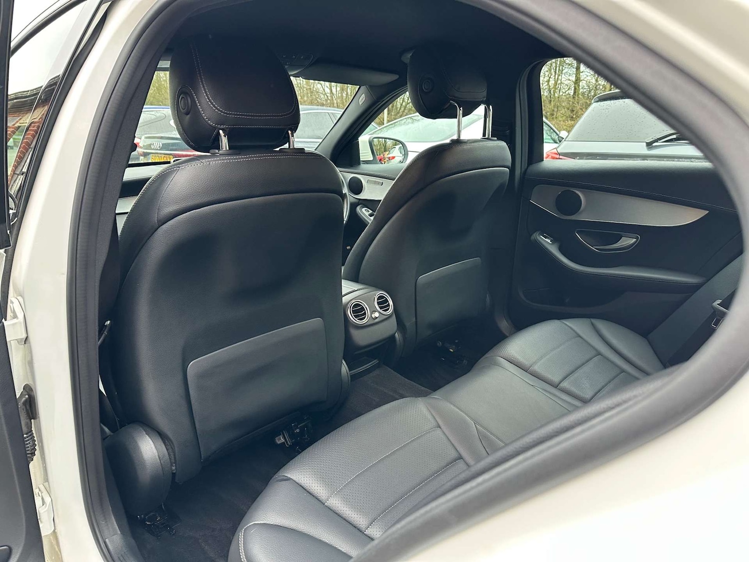 Used Mercedes-Benz C Class 2015 for sale - 76971027: Photo 20