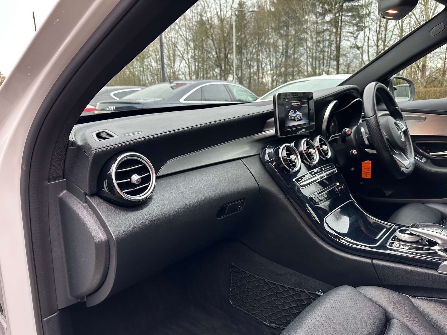 Used Mercedes-Benz C Class 2015 for sale - 76971027: Photo 22