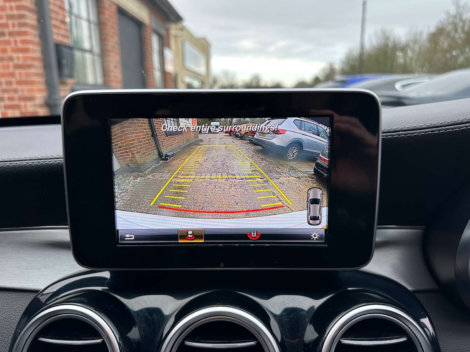 Used Mercedes-Benz C Class 2015 for sale - 76971027: Photo 28