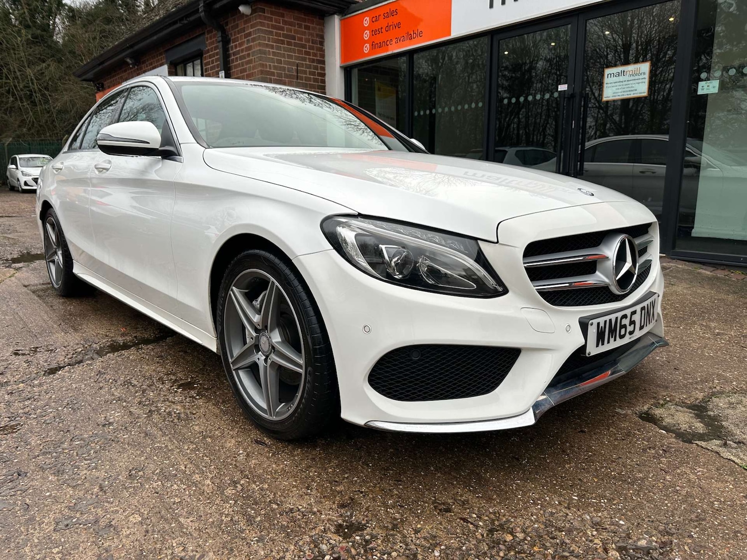 Used Mercedes-Benz C Class 2015 for sale - 76971027: Photo 4