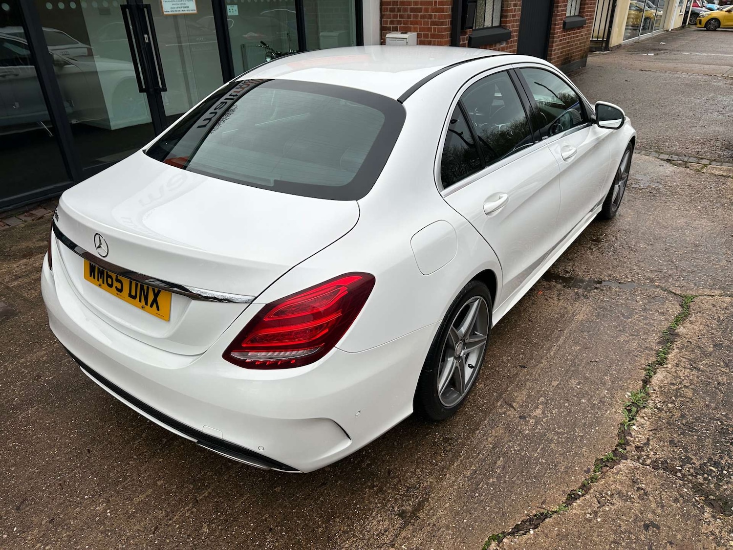 Used Mercedes-Benz C Class 2015 for sale - 76971027: Photo 9