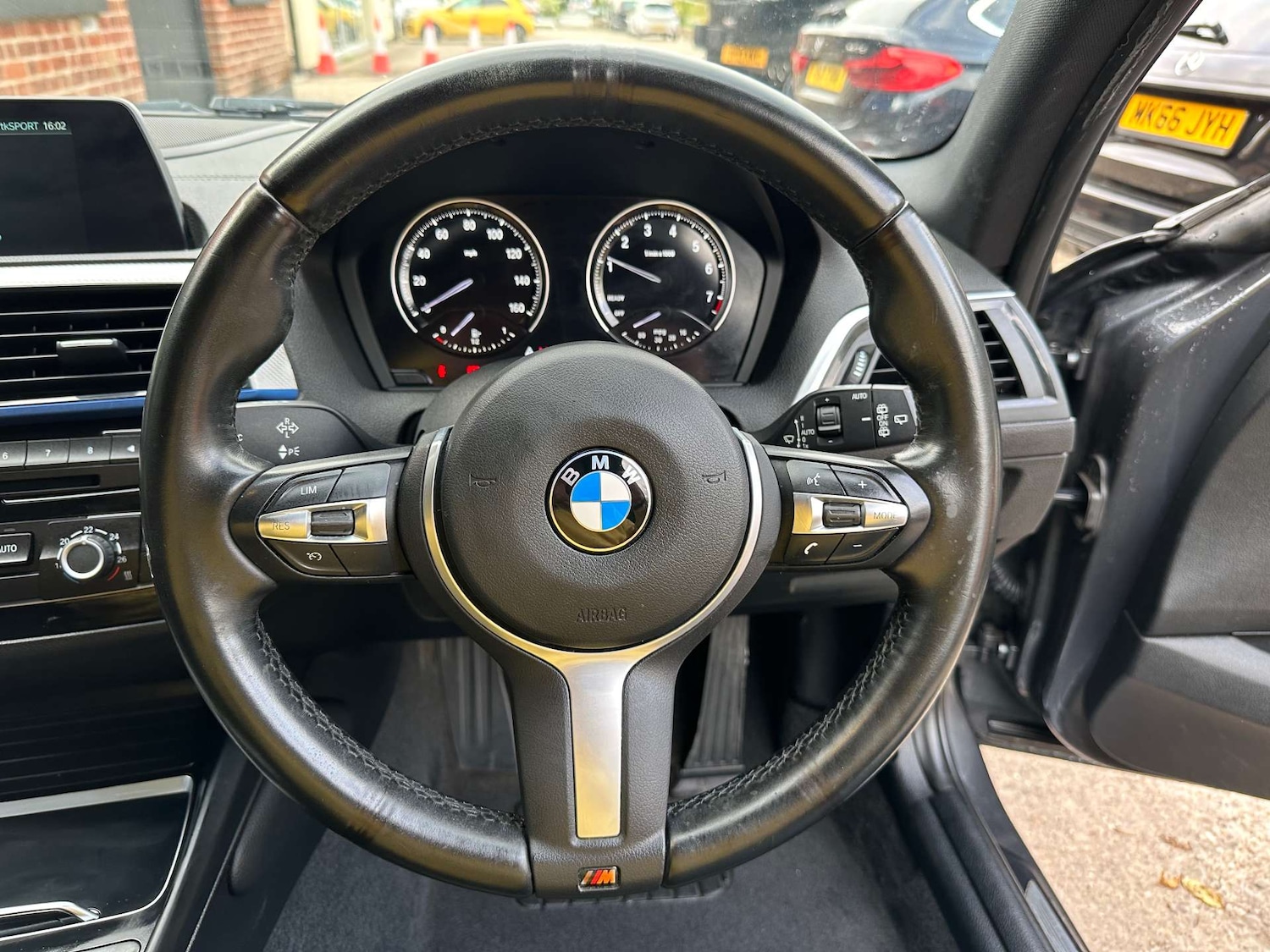 Used BMW 1 Series 2018 for sale - 76601202: Photo 25