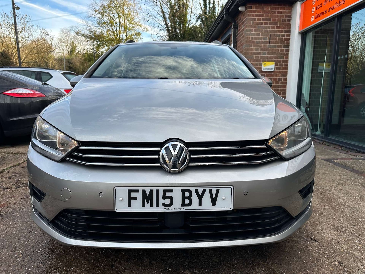 Used Volkswagen Golf SV 2015 for sale - 76706744: Photo 4