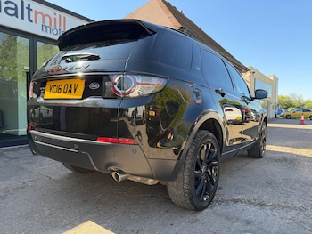 Used Land Rover Discovery Sport 2016 for sale - 78360690: Photo