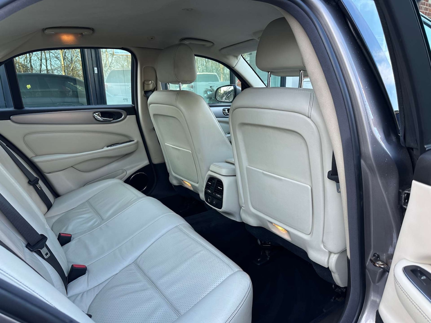 Used Jaguar XJ 2008 for sale - 77312232: Photo 23