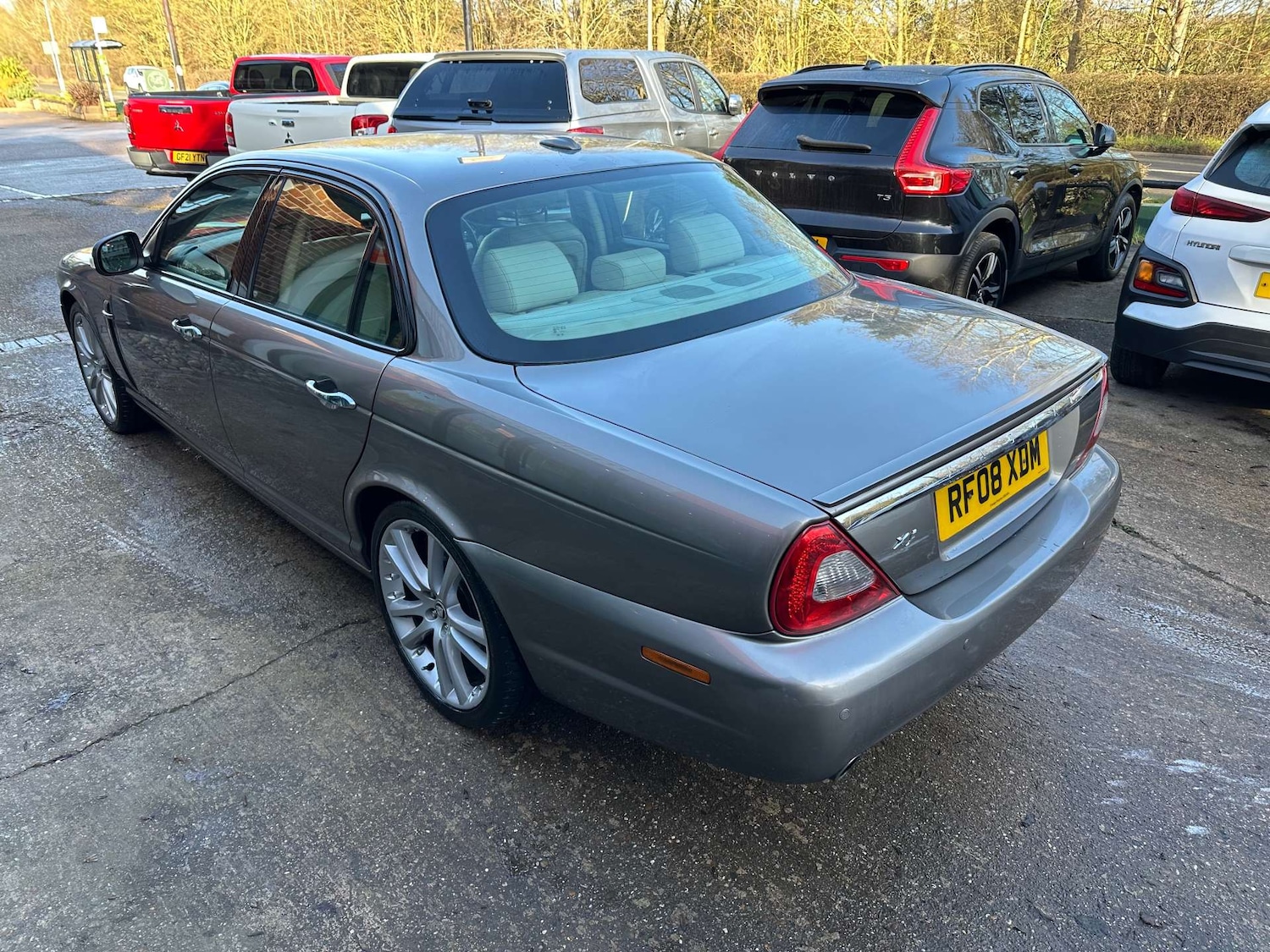 Used Jaguar XJ 2008 for sale - 77312232: Photo 8