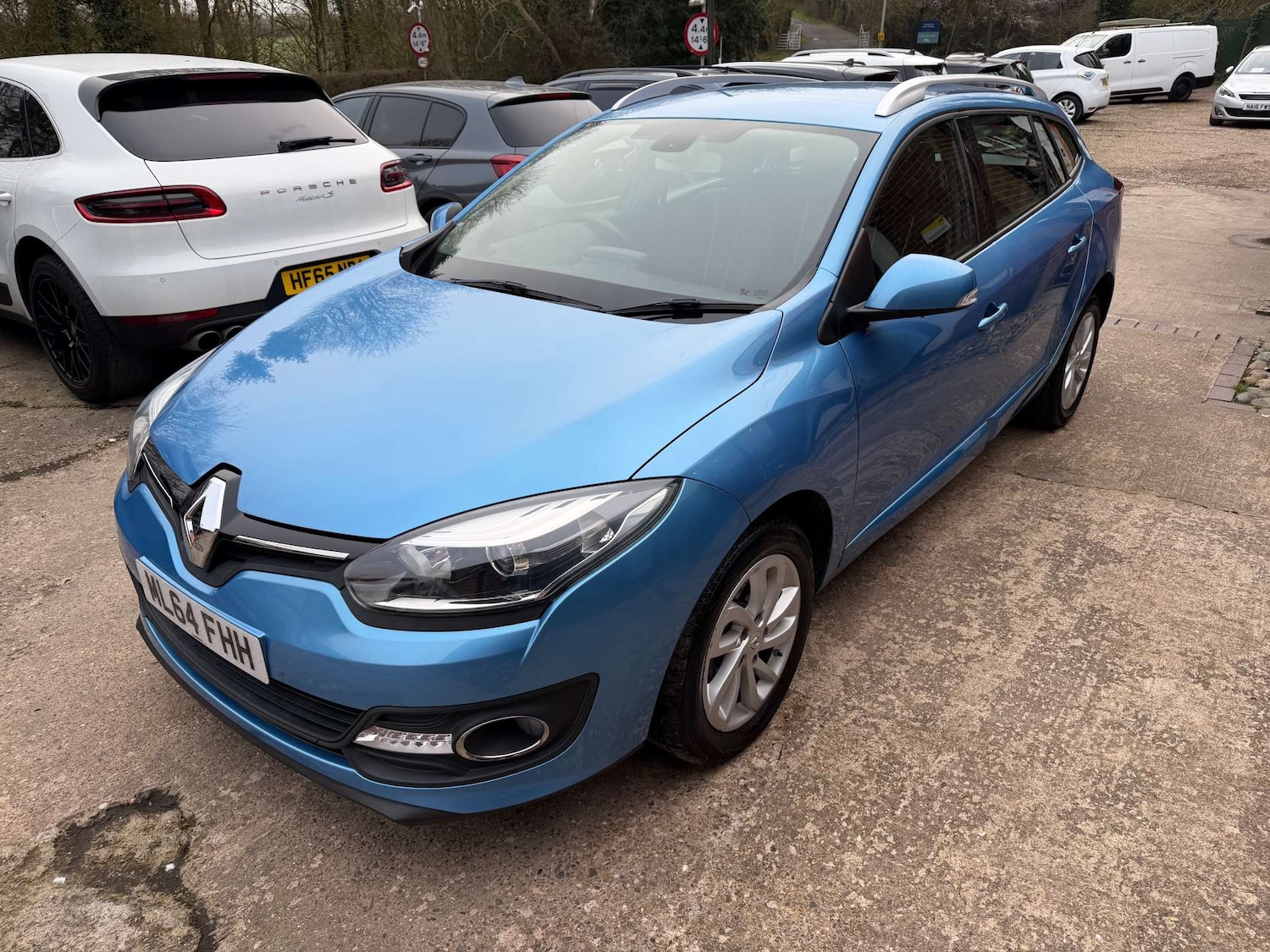 Used Renault Megane 2014 for sale - 77797064: Photo 8