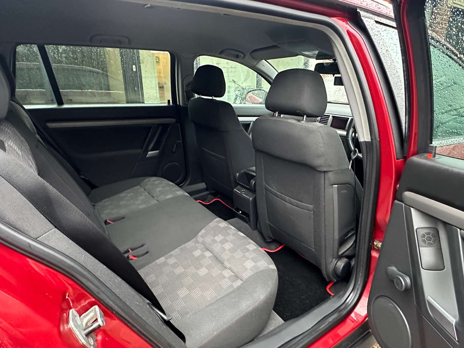 Used Vauxhall Vectra 2008 for sale - 76533564: Photo 10