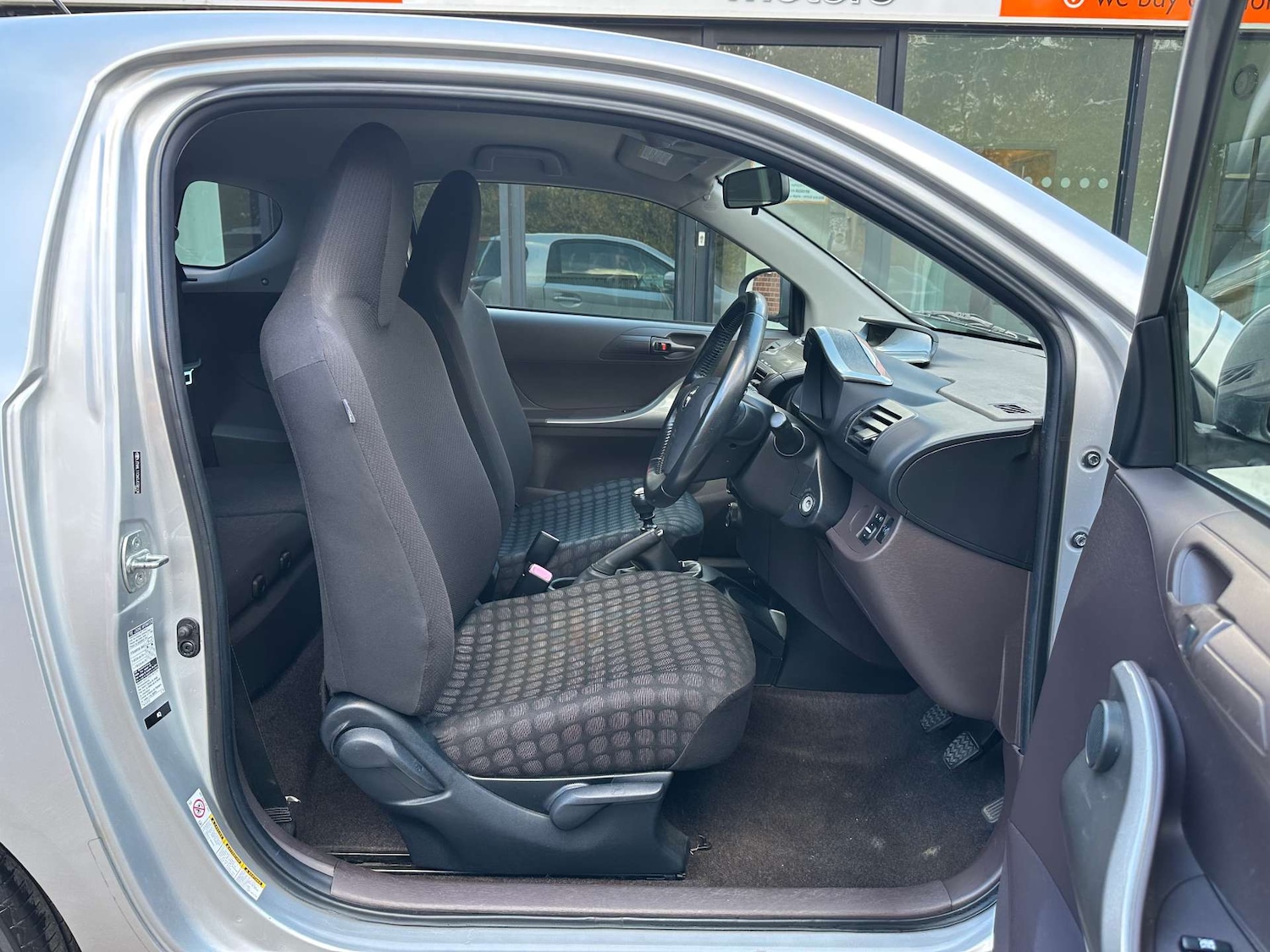 Used Toyota IQ 2009 for sale - 76395534: Photo 21