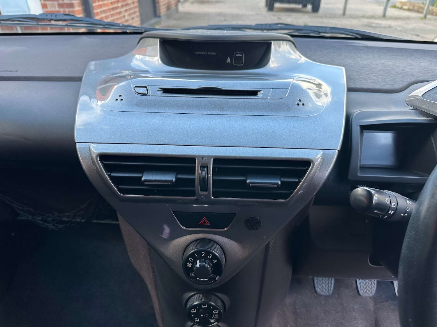 Used Toyota IQ 2009 for sale - 76395534: Photo 28