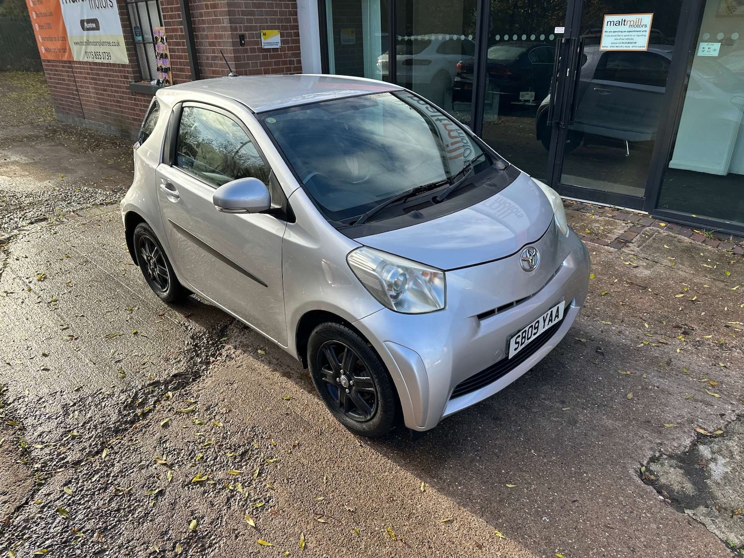 Used Toyota IQ 2009 for sale - 76395534: Photo 8