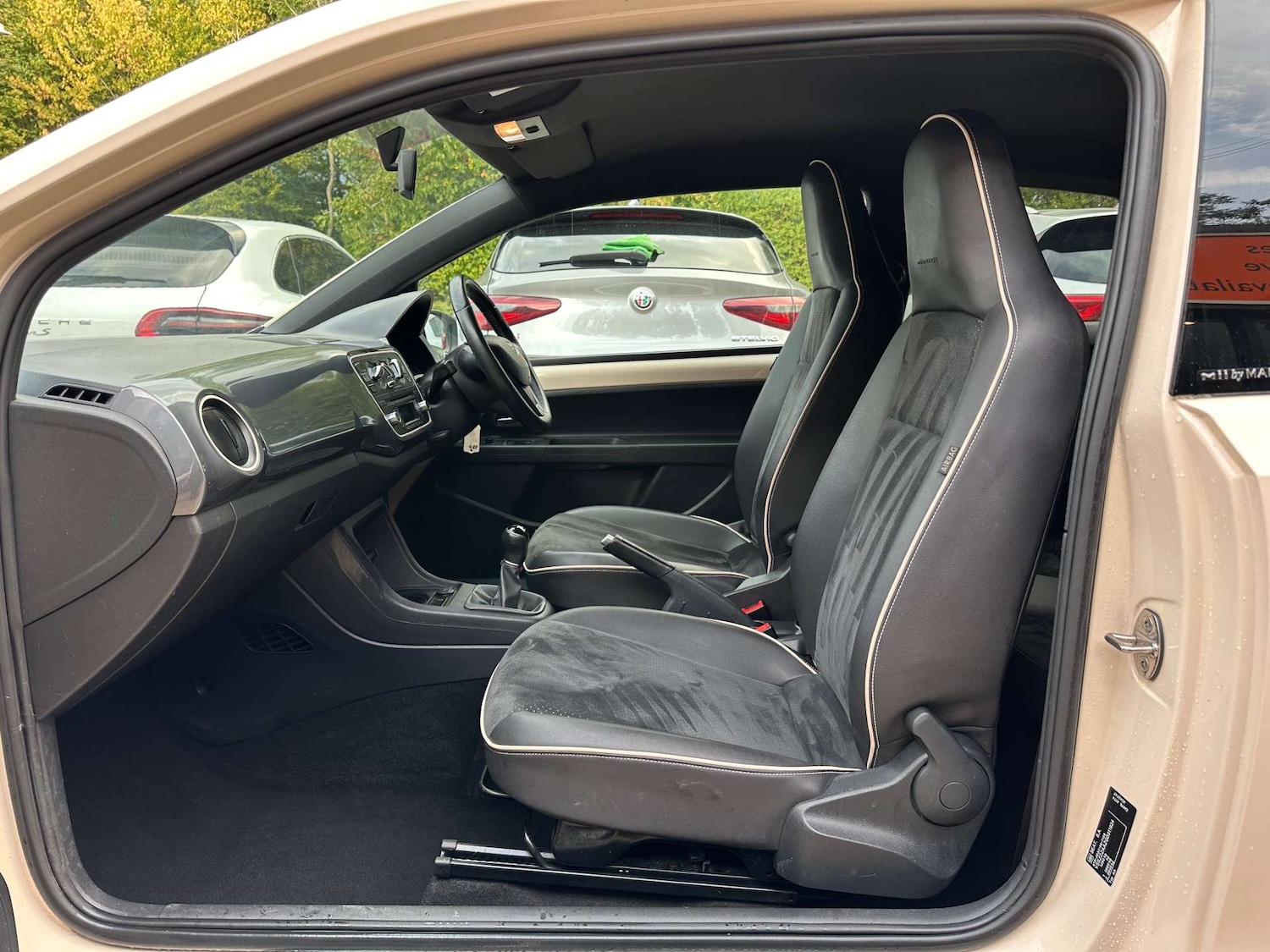 Vehicle 29
