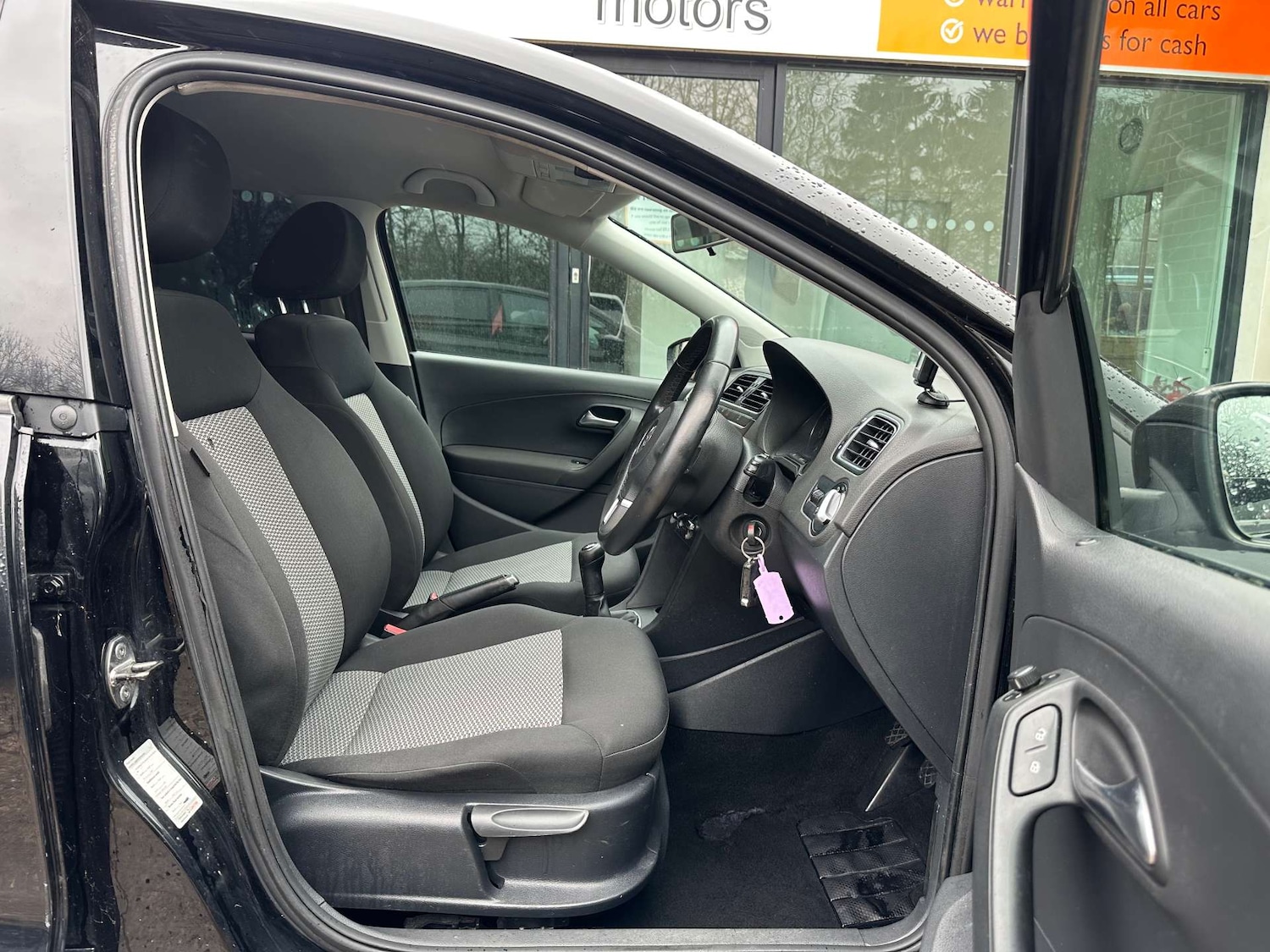 Used Volkswagen Polo 2012 for sale - 77495057: Photo 13