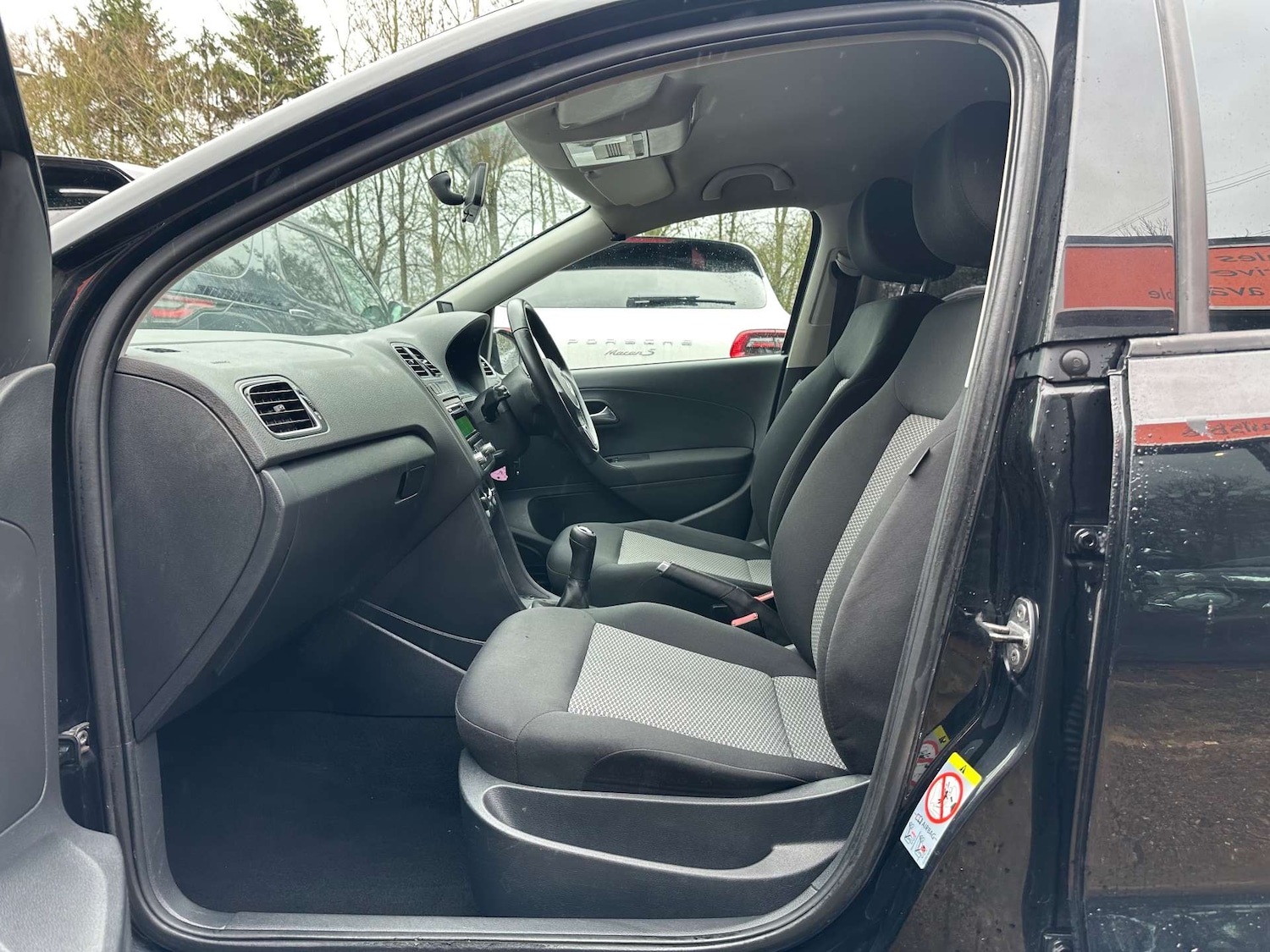 Used Volkswagen Polo 2012 for sale - 77495057: Photo 16