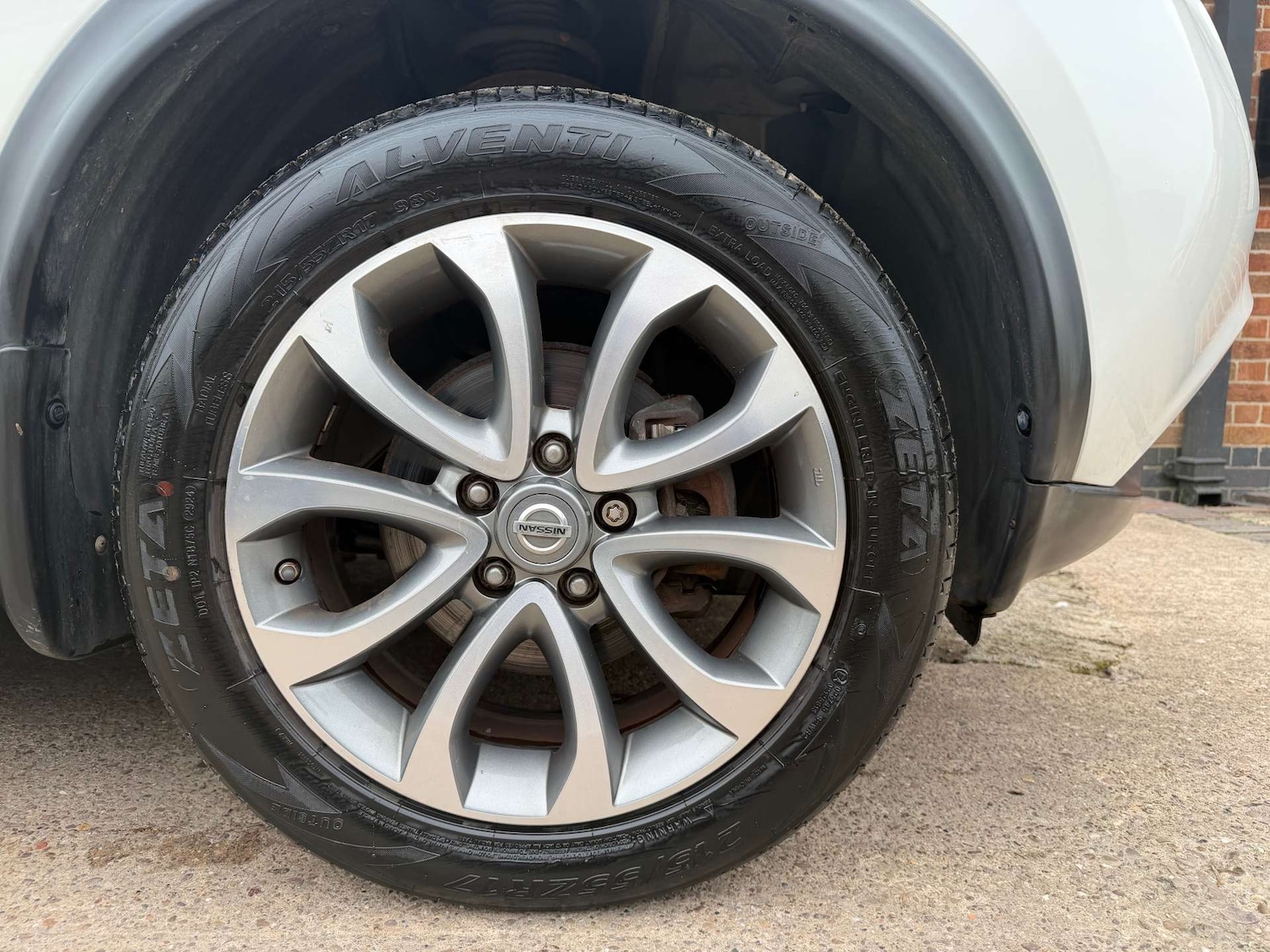 Used Nissan Juke 2015 for sale - 77797067: Photo 16