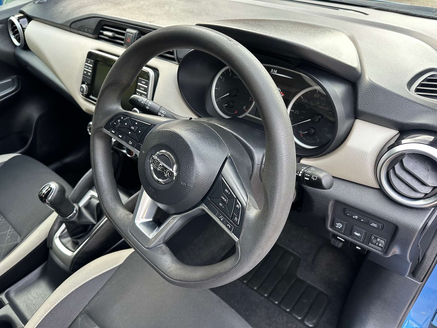 Used Nissan Micra 2017 for sale - 76682732: Photo 21