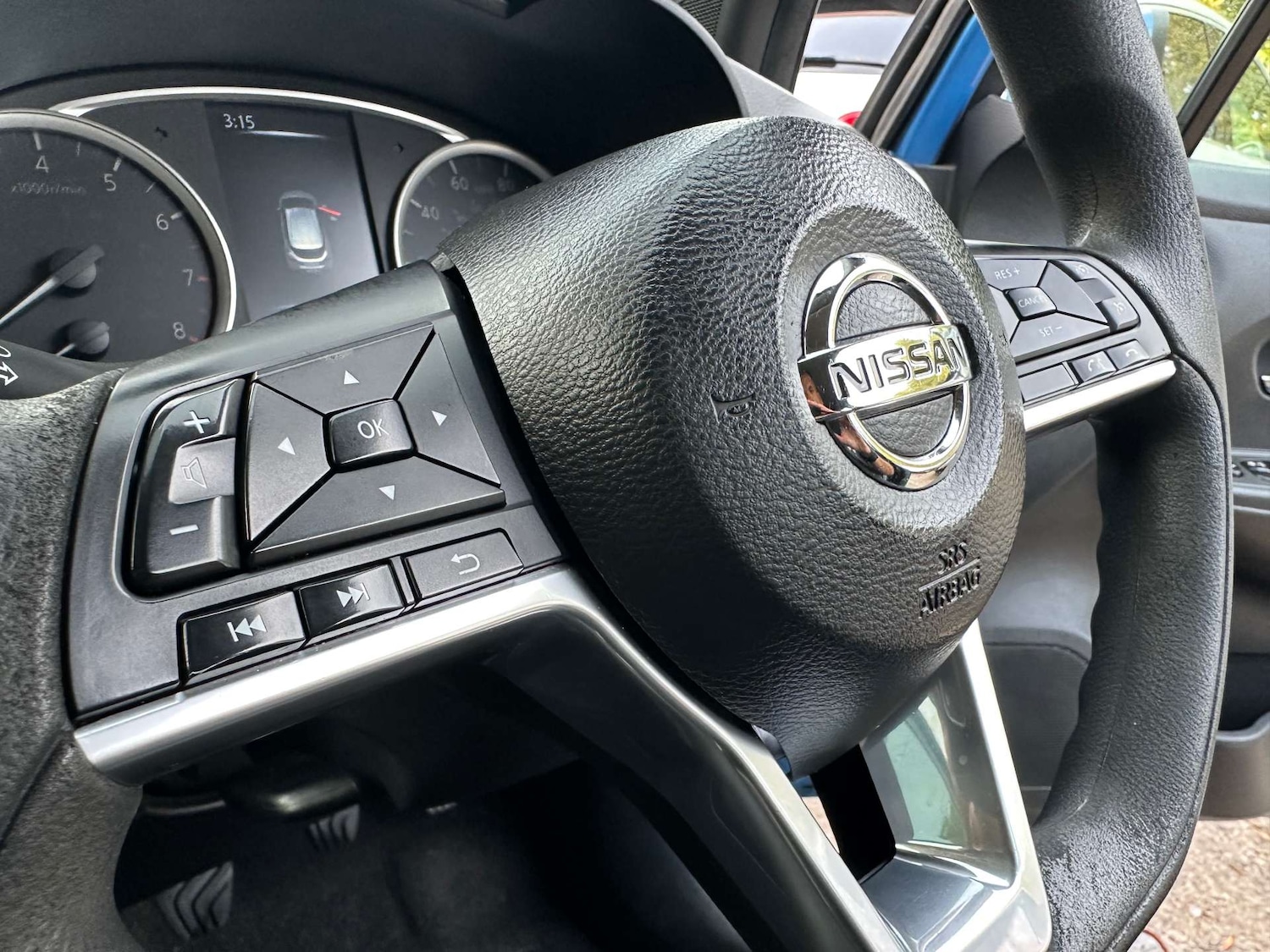 Used Nissan Micra 2017 for sale - 76682732: Photo 31