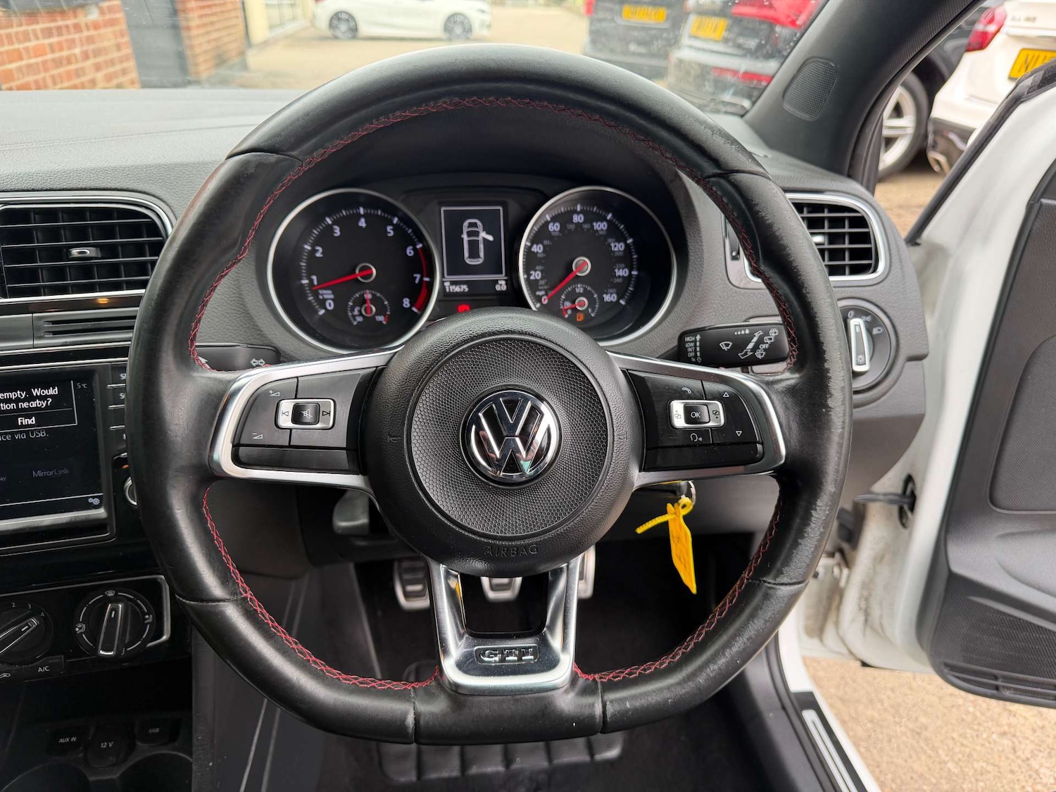 Used Volkswagen Polo 2016 for sale - 77797060: Photo 29