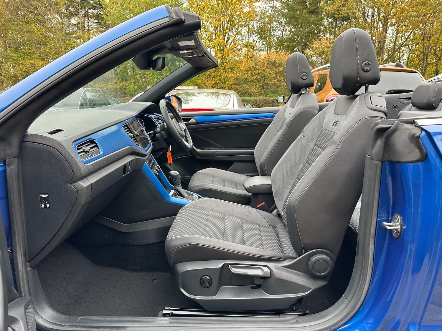 Used Volkswagen T-Roc 2021 for sale - 76416834: Photo 3