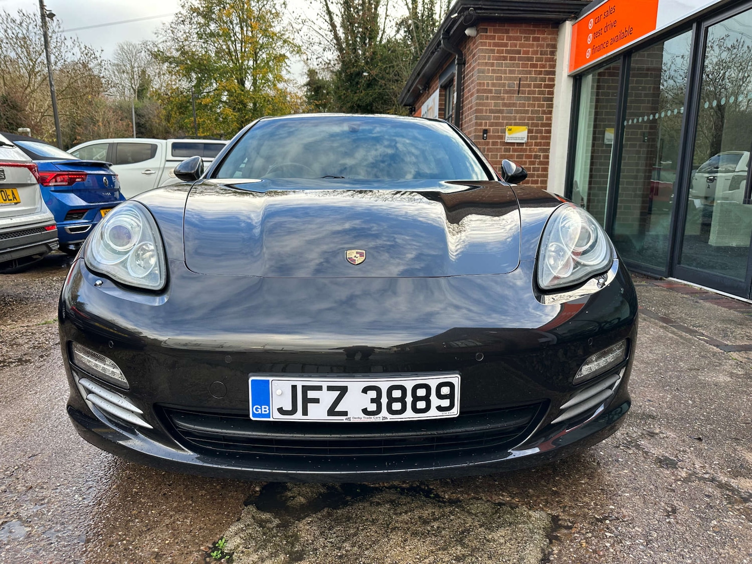 Used Porsche Panamera 2010 for sale - 76554449: Photo 2