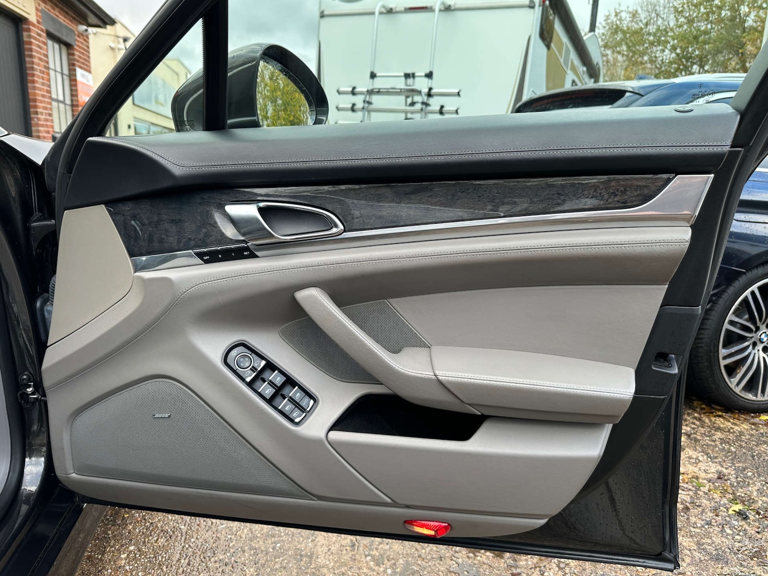 Used Porsche Panamera 2010 for sale - 76554449: Photo 30