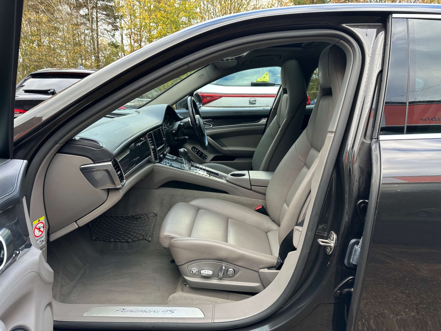 Used Porsche Panamera 2010 for sale - 76554449: Photo 34